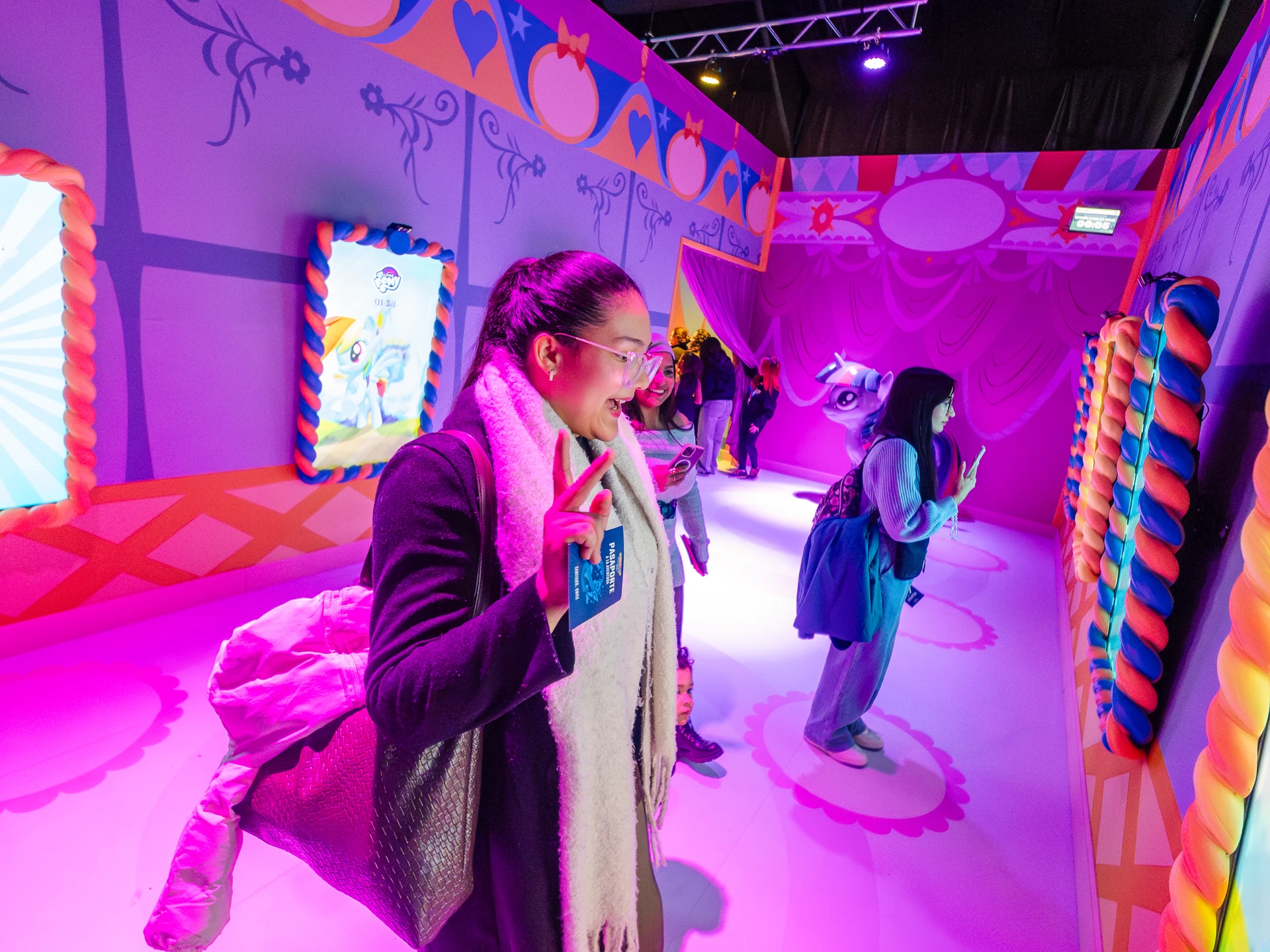 My Little Pony mirror - Hasbro Family Fest